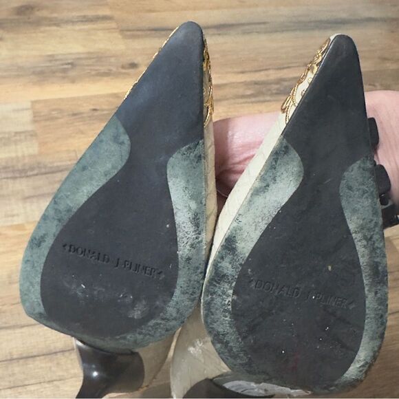Donald J Pliner Champagne Gator Metallic Pointy Heels Size 6 M - Picture 15 of 16